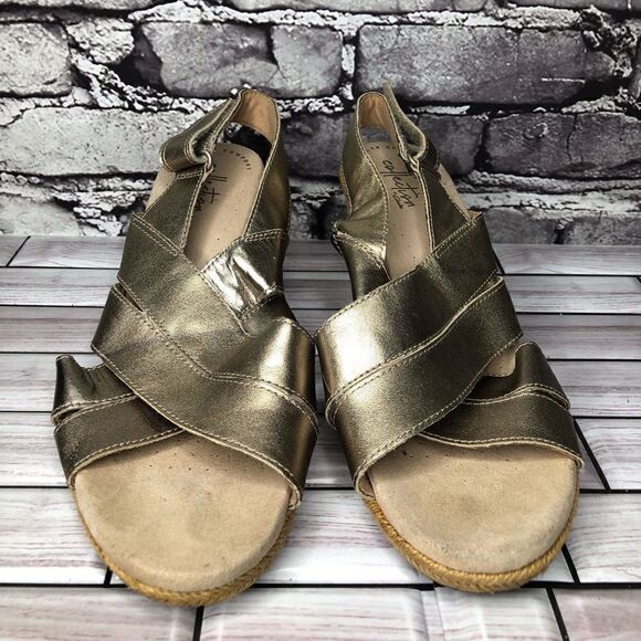 Clarks Collection Bronze Gold Leather Strap Wedges Sandals Women Sz 8.5M US/39.5 - Picture 6 of 16